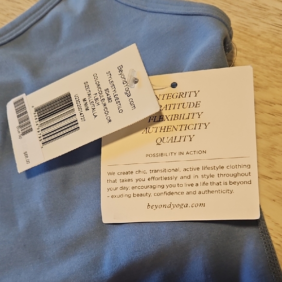 Beyond Yoga Vibrant Blue Crop Top - Picture 3 of 6